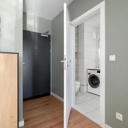 Daire Bright Bulgarska With Parking Near Enea Stadium By Renters Poznan