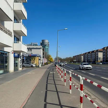Bright Bulgarska With Parking Near Enea Stadium By Renters Apartamento