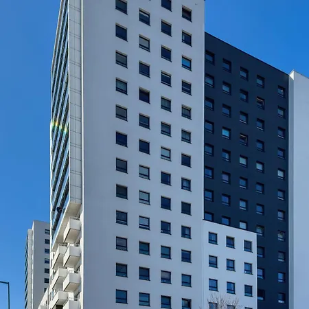 Bright Bulgarska With Parking Near Enea Stadium By Renters Apartamento Poznan