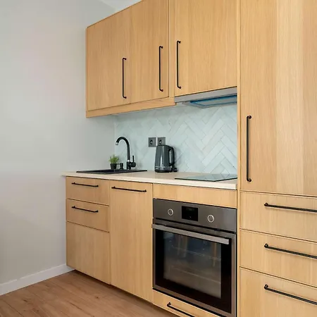 Bright Bulgarska With Parking Near Enea Stadium By Renters Poznan