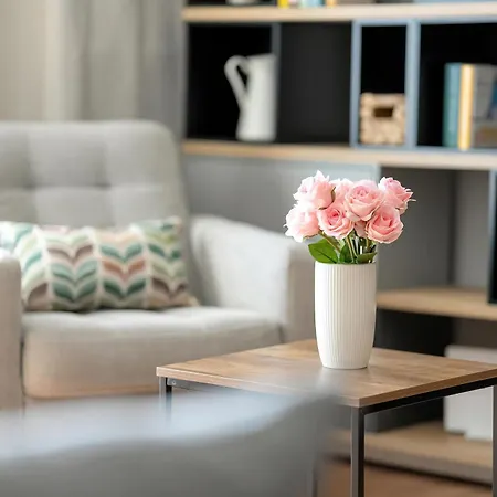 Апартаменты Bright Bulgarska With Parking Near Enea Stadium By Renters *
