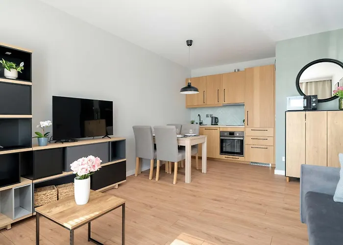 Bright Bulgarska With Parking Near Enea Stadium By Renters Apartment *